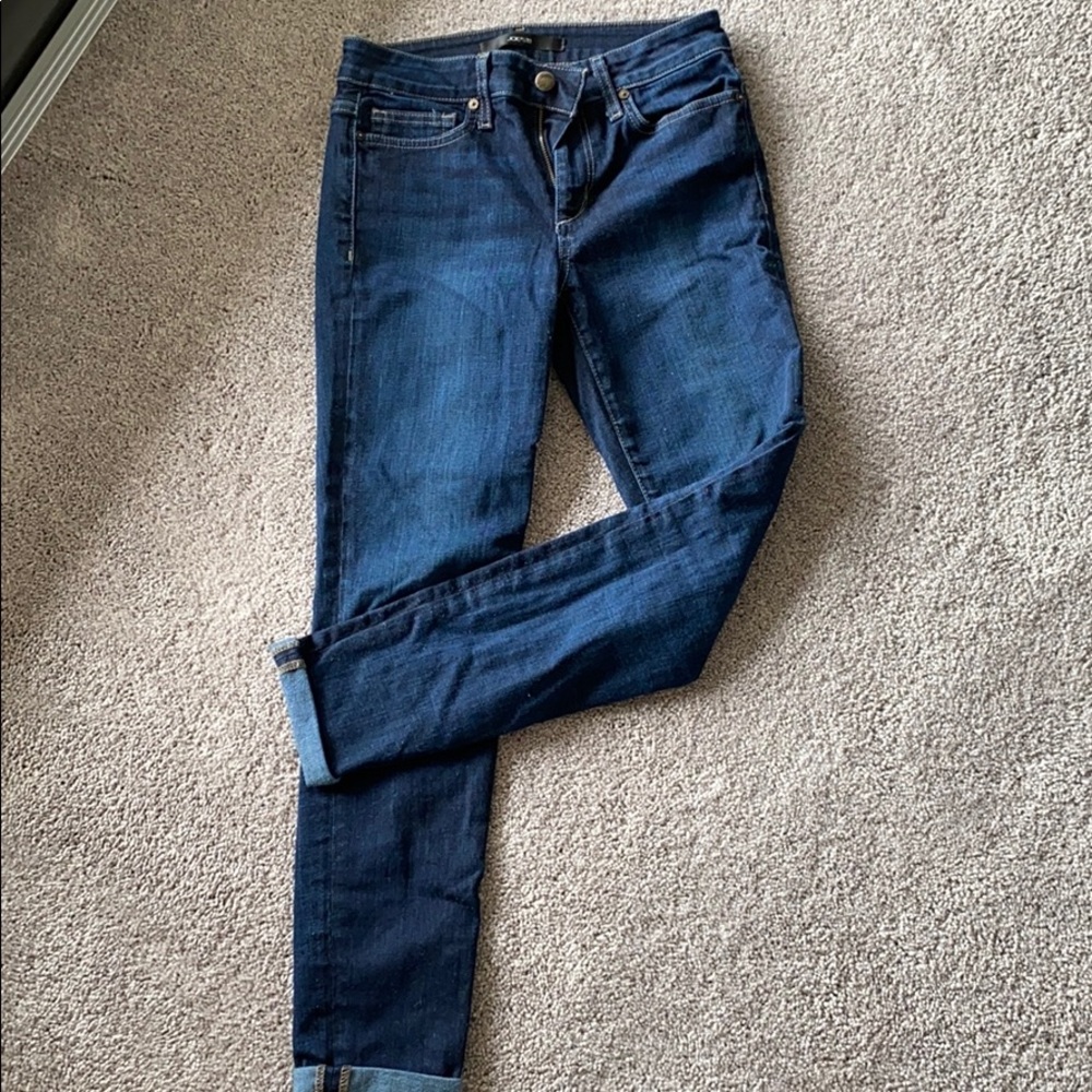 Dark wash skinny jeans